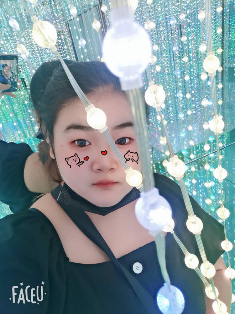 李子女孩